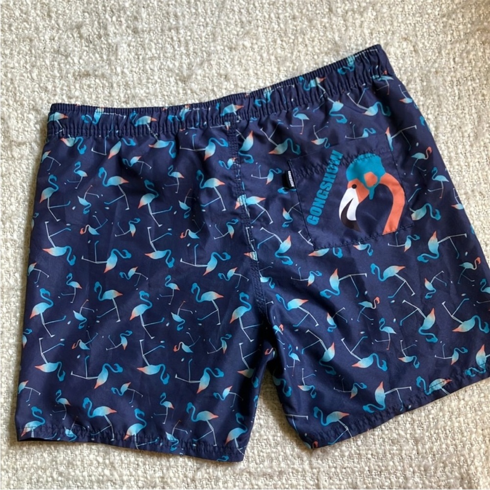 🏒 GONGSHOW SIZE MWDIUM LIFESTYLE HOCKEY APPAREL FLAMINGO SWIM TRUNKS